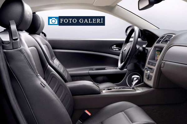 Kilitli bir arabadan anahtarsız nasıl çıkarsınız?