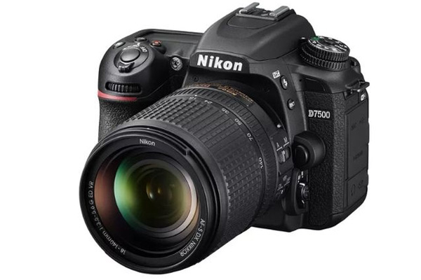 Nikon D7500 tanıtıldı