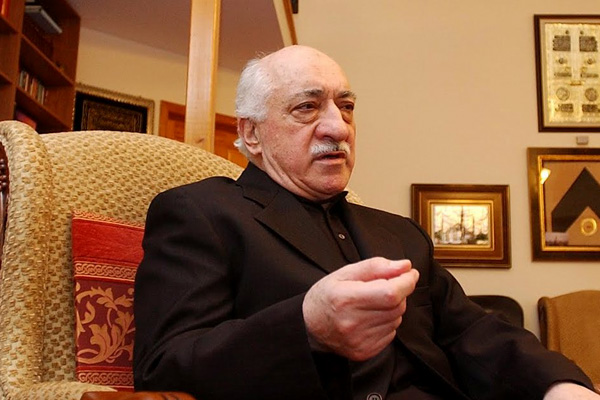 FETÖ sorgusuz sualsiz itaat istemiş!