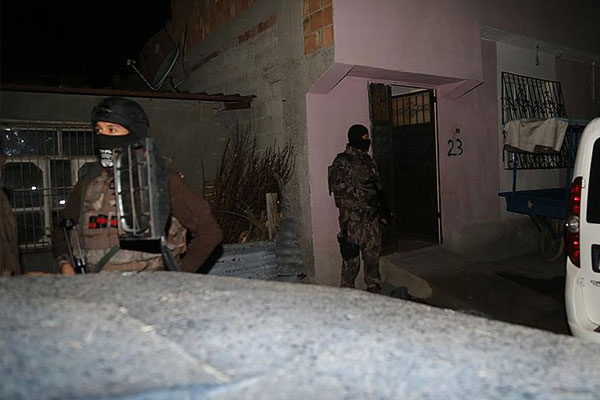 Adana'da PKK operasyonu: 13 gözaltı