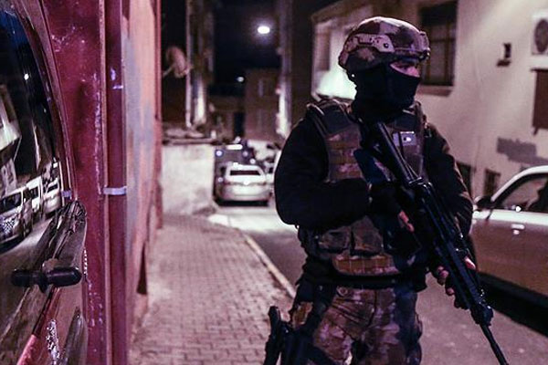 PKK ve IŞİD'e operasyon: 543 gözaltı