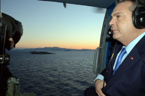 Yunanistan Savunma Bakanı: Türkiye agrasif