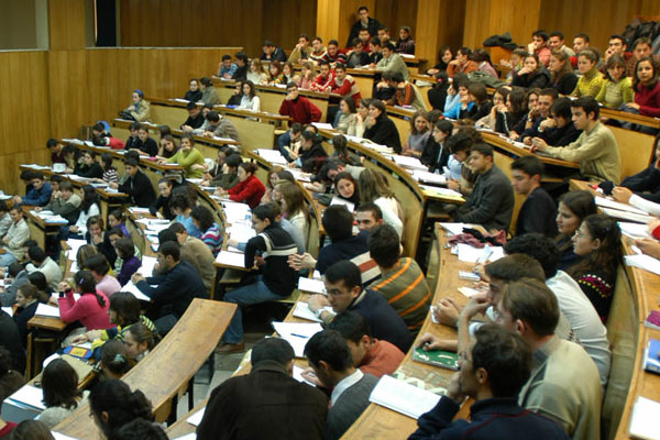 FETÖ üniversitelerde asistanlarla güçlenmiş