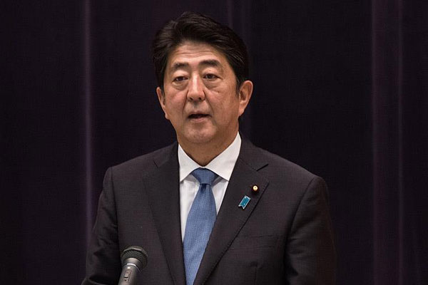 Abe: Japonya Suriye örneğini ciddiye almalı