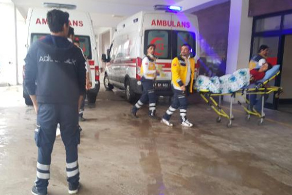 Mardin'de 82 öğrenci yemekten zehirlendi