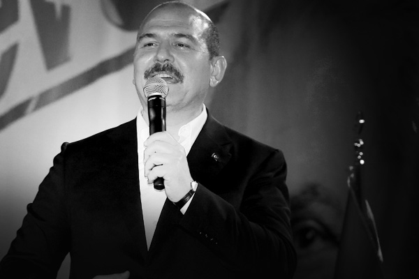 Soylu'dan AB'ye: Senin vizeni de PKK'yı da başına çalarız