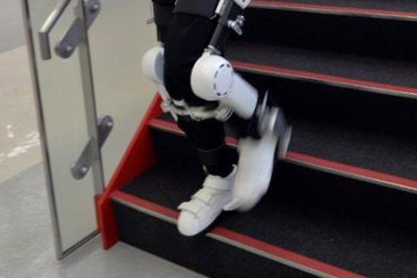 Toyoya 'robotik bacak' yapacak