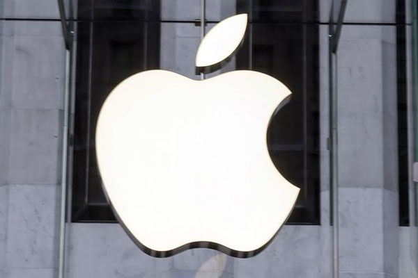 Apple sürücüsüz araç teknolojisi için izin aldı