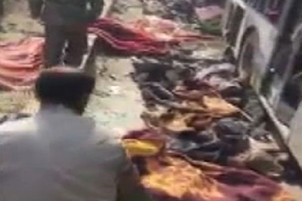 Suriyeli muhalifler, tahliye konvoyuna saldırıyı kınadı