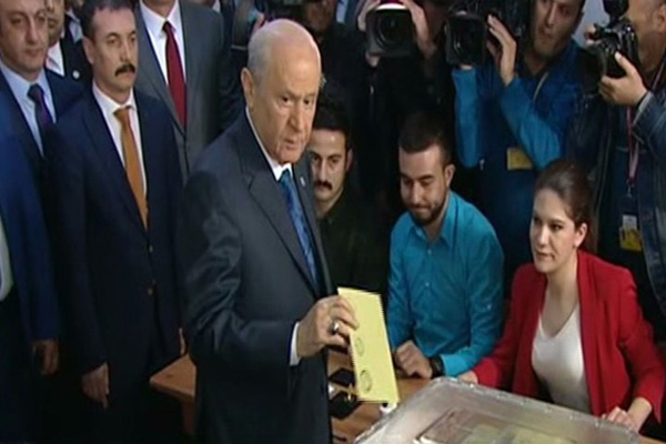 Bahçeli: Millet için dönüm noktası