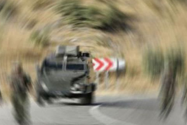 Hakkari Çukurca'da askeri araca saldırı