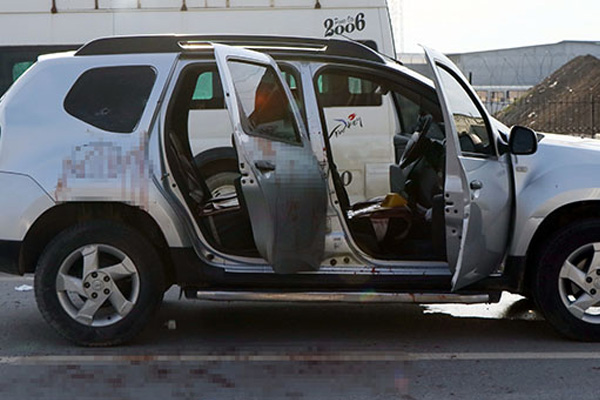 Adana'da otomobili taradılar: 1 ölü