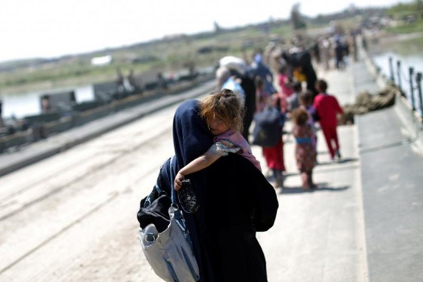 Musul'da yarım milyon kişi yerinden oldu