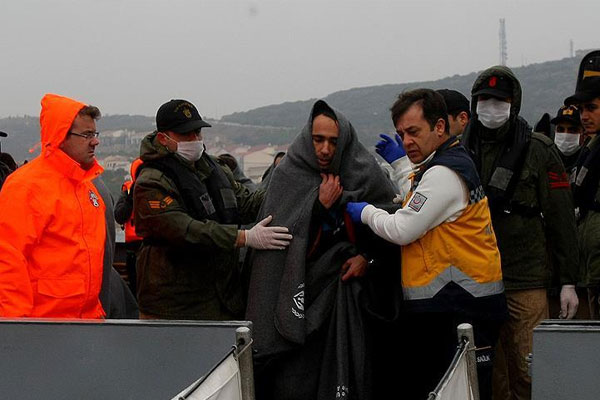 Çeşme'de 78 yabancı uyruklu yakalandı