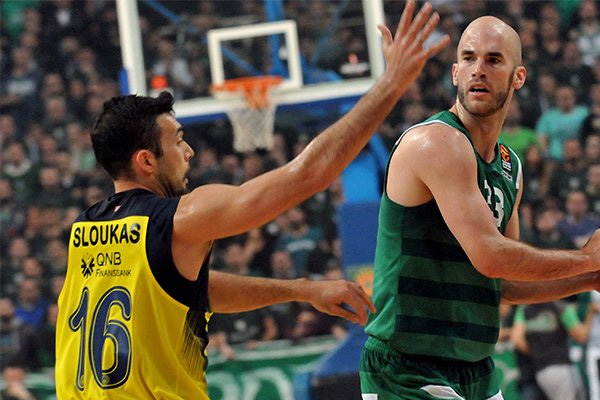 Fenerbahçe, Panathinaikos'u deplasmanda devirdi