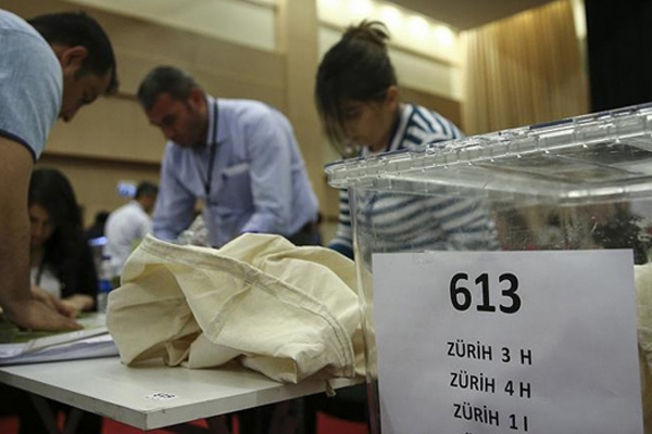 Yurt dışındaki mühürsüz oylar da geçerli sayıldı