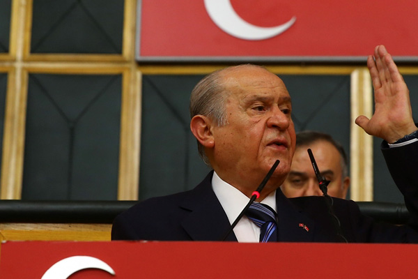 Bahçeli'den CHP'ye: Yükseleyim derken çakılmak mümkün