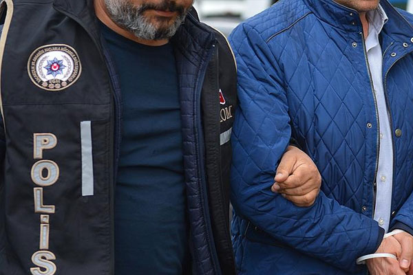 'ByLock'çu 8 iş adamı gözaltına alındı