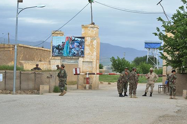 Afganistan'da askeri kampa saldırı: 100'den fazla ölü