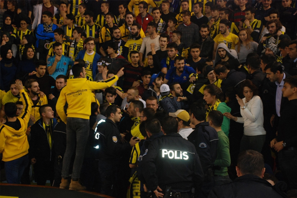 Fenerbahçe taraftarı 6 yıl sonra TT Arena’da