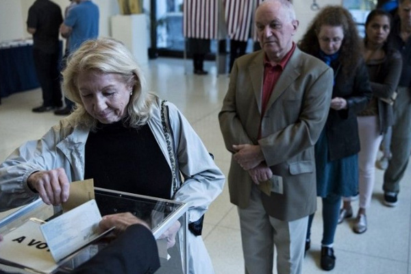 Fransa Cumhurbaşkanlığı seçimlerinin ilk turunda