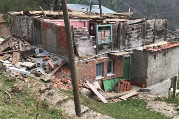 Trabzon’da fırtına: 1 ölü