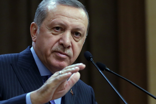 'Erdoğan, sözcüsü gibi davrananlara gerekli ihtarı yapmalı'