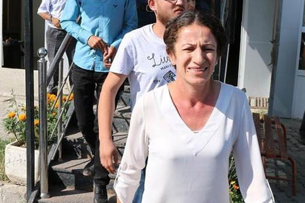 Özerklik ilan eden başkan görevden alındı