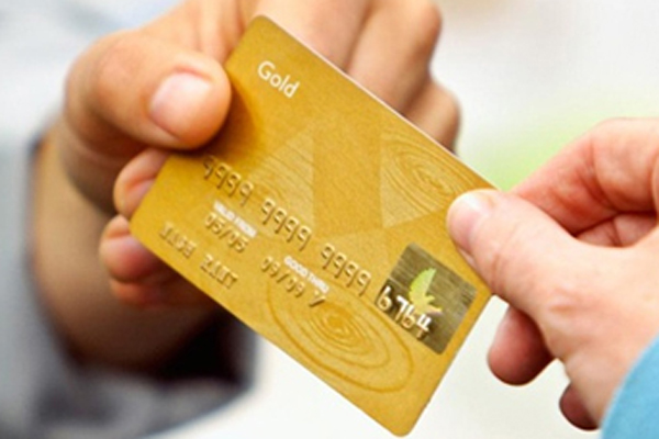 Kredi kartı sahipleri fena dolandırıldı