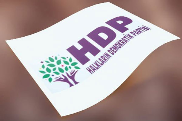 HDP'de Hülya Avşar heyecanı