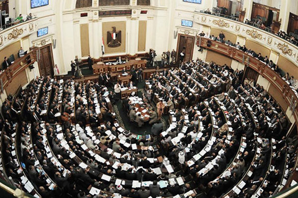 Mısır'da yeni hükümet yemin etti