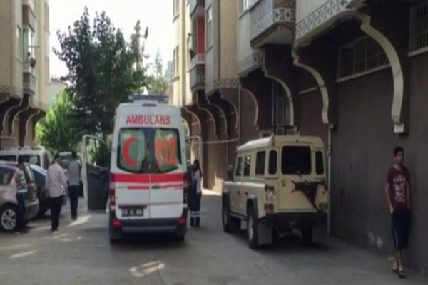 Diyarbakır'da pompalı tüfekle dehşet