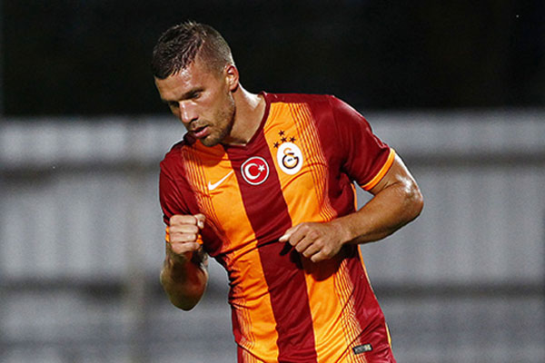 Galatasaray'ın yeni golcüsü Podolski
