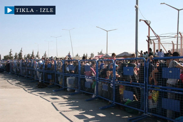 Suriyeliler sınıra akın etti