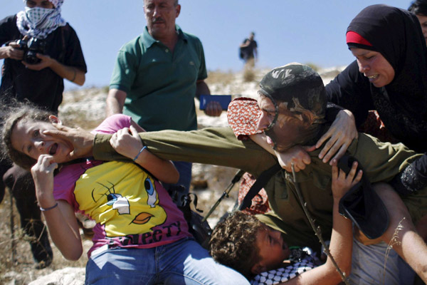 İsrail taş atana mermi atacak