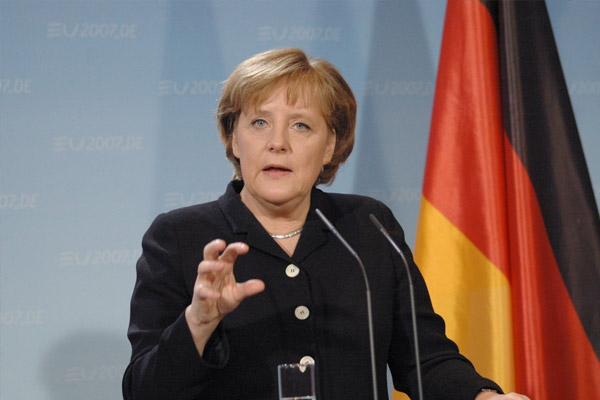 Merkel'den her sığınmacıya 670 euro