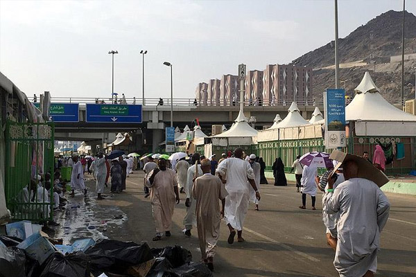 İran Suudi Arabistan'a heyet gönderiyor
