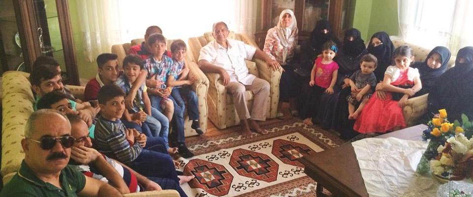 27 bin Suriyeli bayramlaşmaya gitti