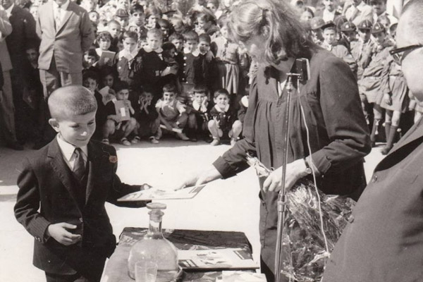 Davutoğlu'ndan şaşırtan fotoğraf