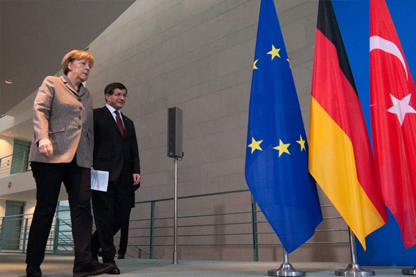 Merkel'e Milan roketleri soruldu mu?