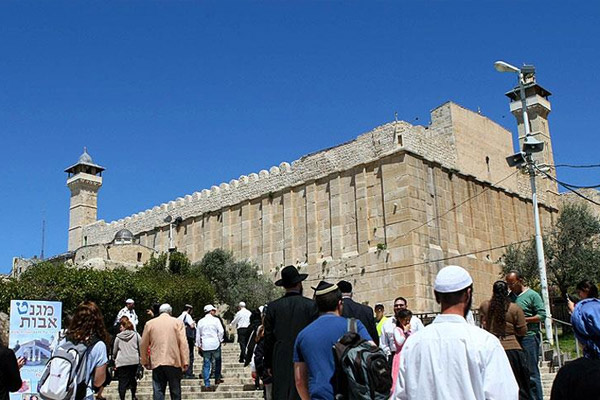 İsrail camiyi Müslümanlara kapatmak istiyor