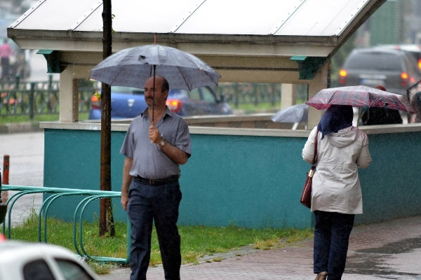 Bursa’da sağanak etkili oldu