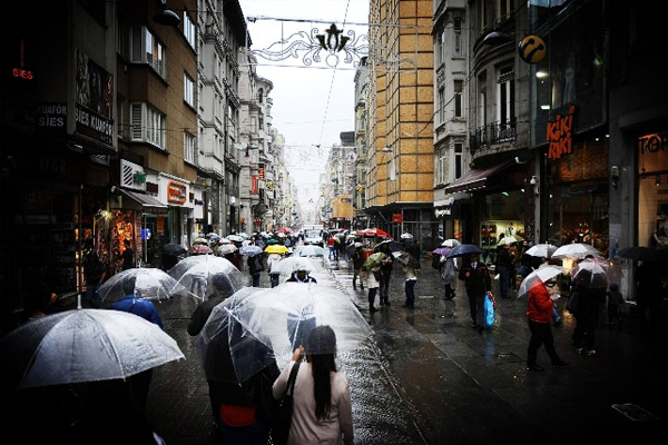 İstanbul sağanak yağmura teslim
