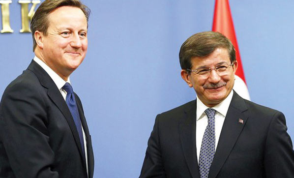 Davutoğlu Cameron ile görüştü