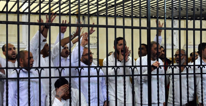 4 İhvan üyesi öldürüldü!