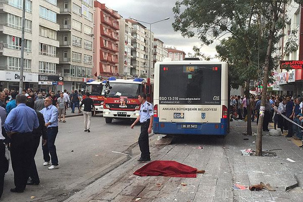 Ankara’da otobüs durağa daldı: 12 ölü