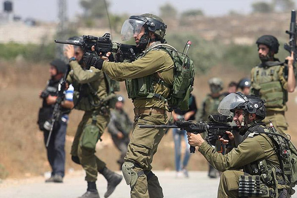 İsrail 14 Filistinliyi yaraladı