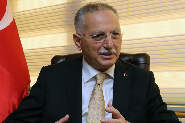 Ahmet Hakan saldırısına garip benzetme