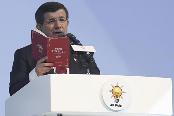 AK Parti seçim beyannamesini açıkladı