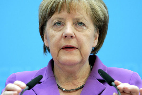 Merkel: Suriye'de askeri girişimler nafile...